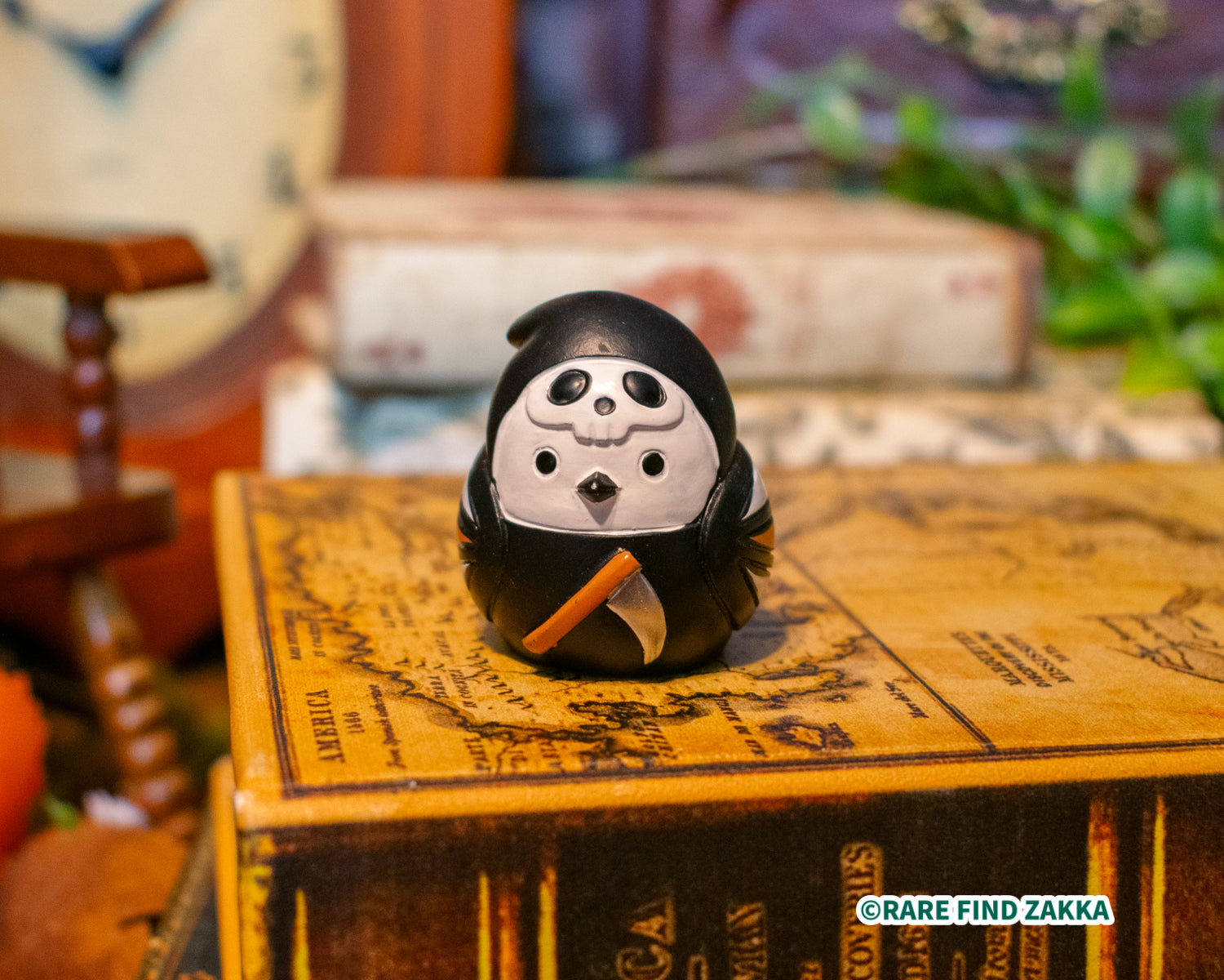 monsters of tits Japan Little Friend Long-Tailed Tit Bird Figurine - Halloween Monsters