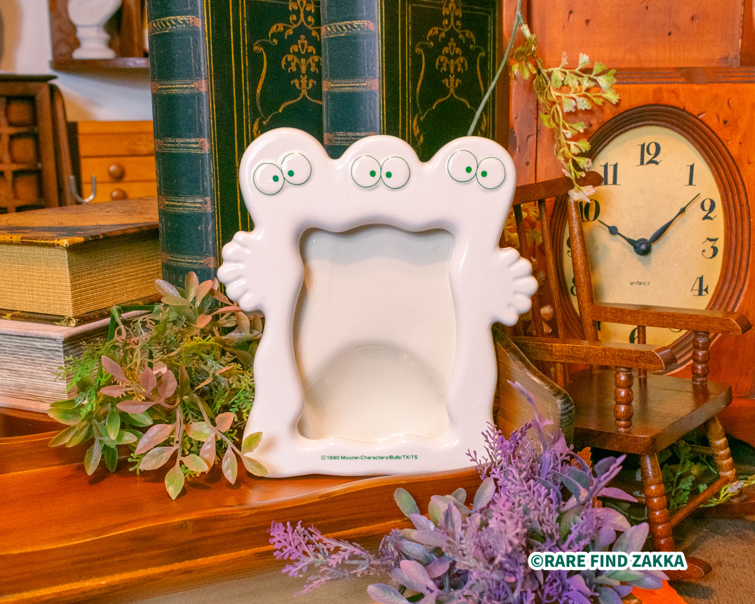 RARE FIND ZAKKA FUJICOLOR "Moomins" Vintage Ceramic Photo Frame Stand The Hattifatteners 嚕嚕米復古陶瓷相框座 溜溜