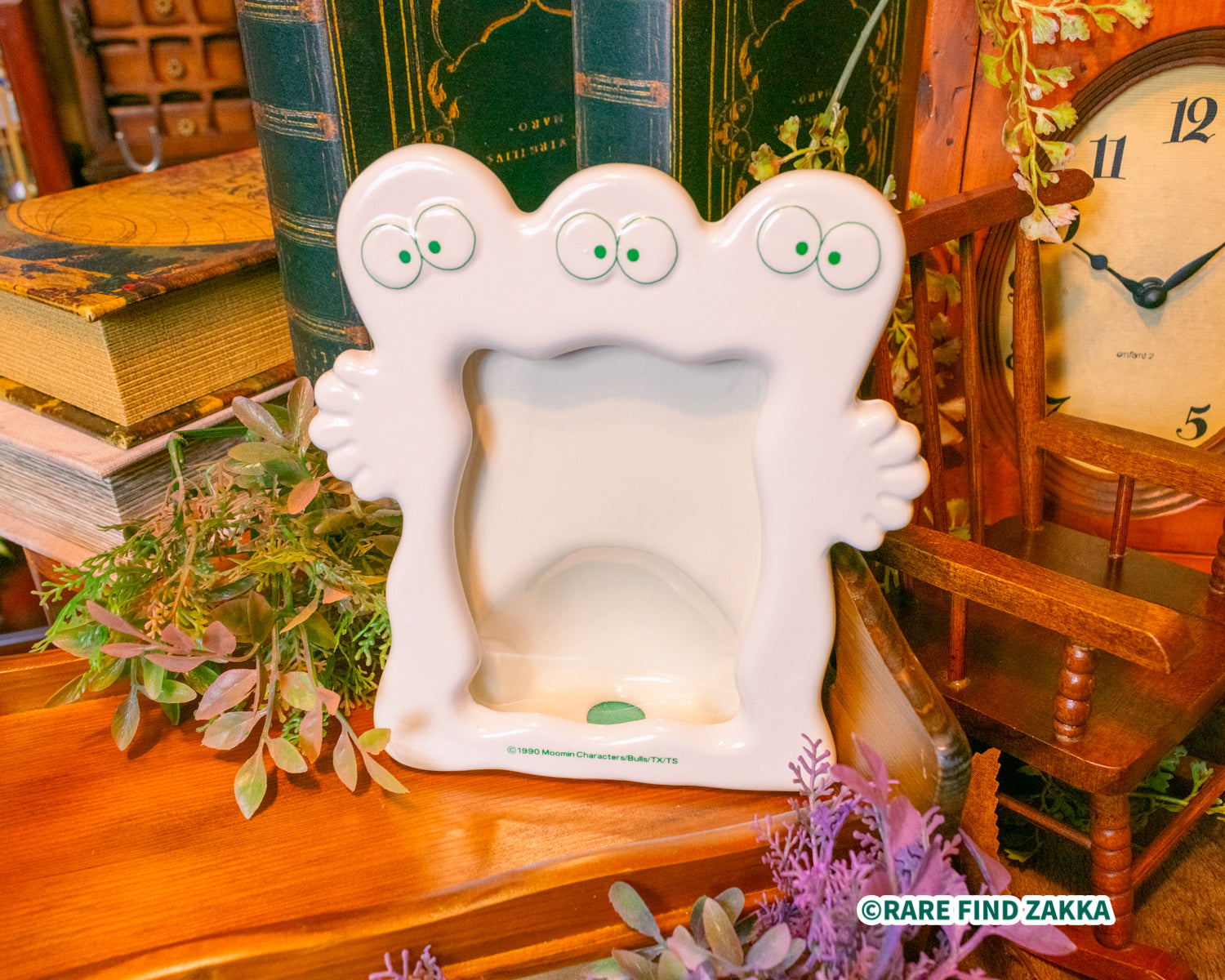 RARE FIND ZAKKA FUJICOLOR "Moomins" Vintage Ceramic Photo Frame Stand The Hattifatteners 嚕嚕米復古陶瓷相框座 溜溜