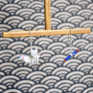 cha origami Japanese Handmade Traditional Paper Origami Accessories White Nine-tailed Fox & Handscroll Pierced Earrings RARE FIND ZAKKA