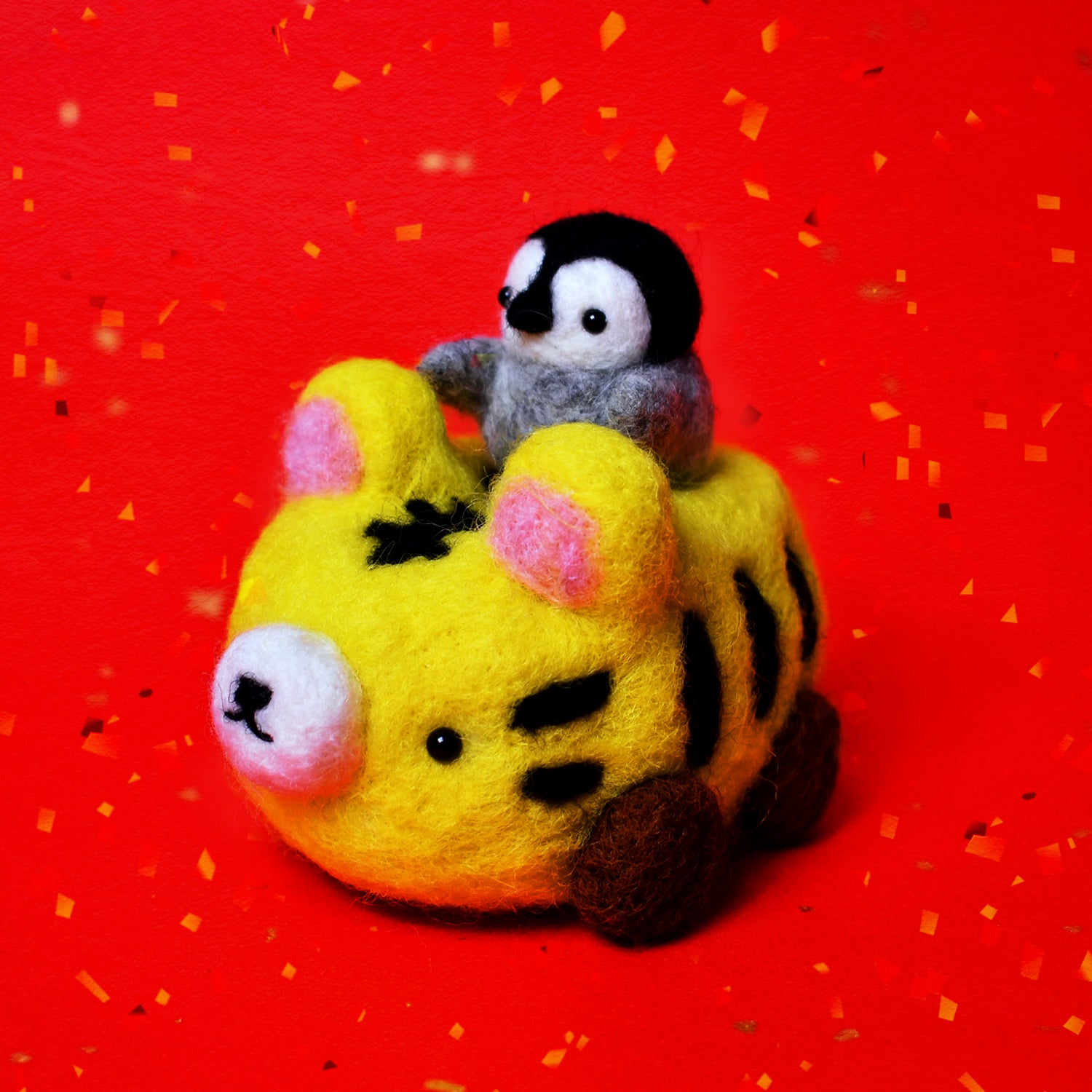 猫店長のお店〜ペンギンの野望〜 Japan handmade cute penguin baby and tiger car needle felted figure RARE FIND ZAKKA