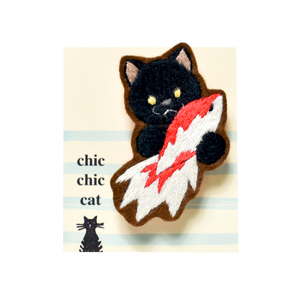 chic_chic_cat japanese handmade Black Cat Holding a Gold Fish Embroidered Brooch RARE FIND ZAKKA