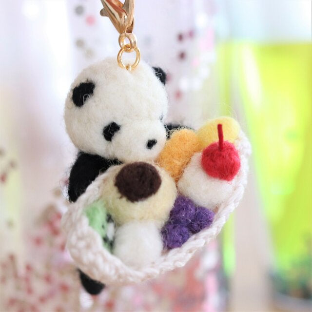 Panda carrying Pudding à la Mode Needle Felted Keychain