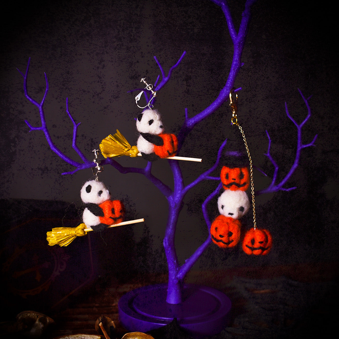 Panda which is crazily in love with Halloween Needle Felted Keychain -Halloween Limited Edition-